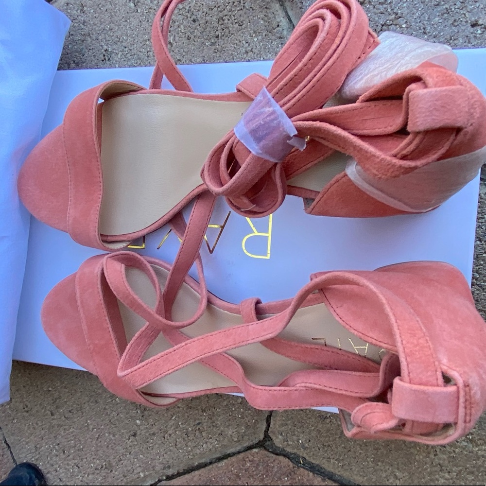 Raye sandals. - Picture 2 of 3